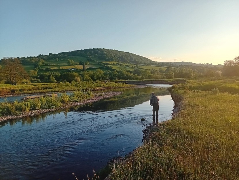 May evening on the Usk